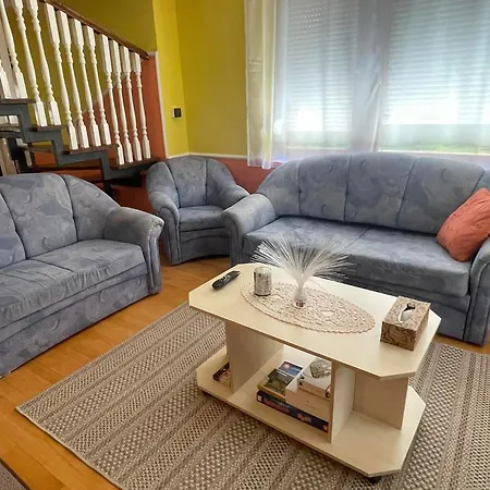 Holiday home Ili Vendeghaz *